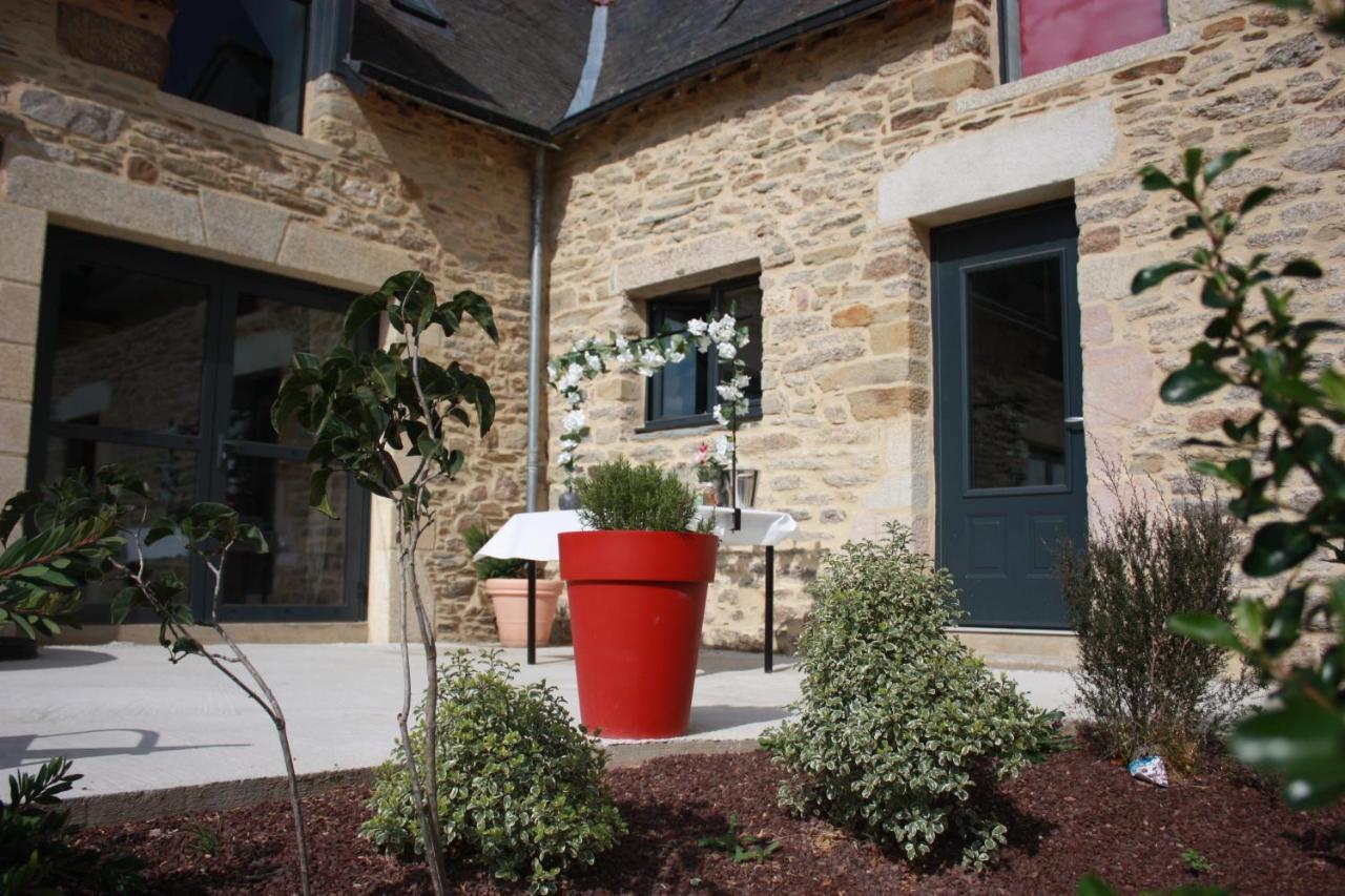 Domaine De La Prevostais Bed & Breakfast Pleucadeuc Luaran gambar