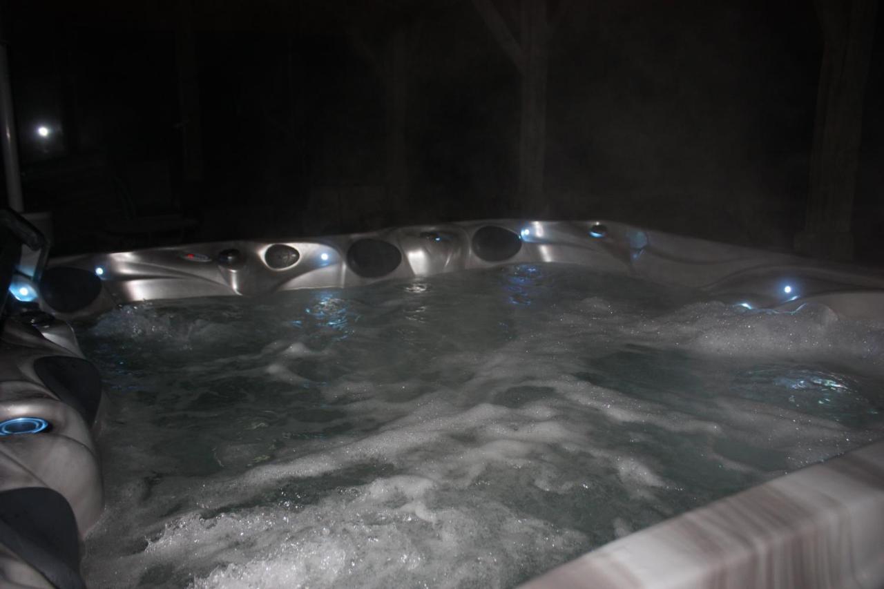 Domaine De La Prevostais Bed & Breakfast Pleucadeuc Luaran gambar